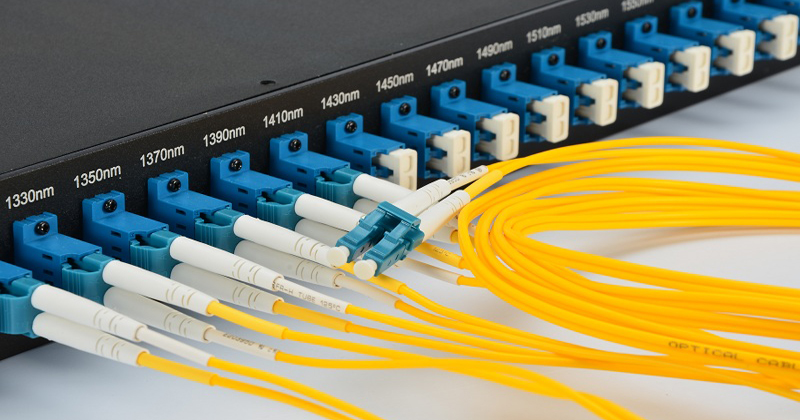 标准双工LC连接器